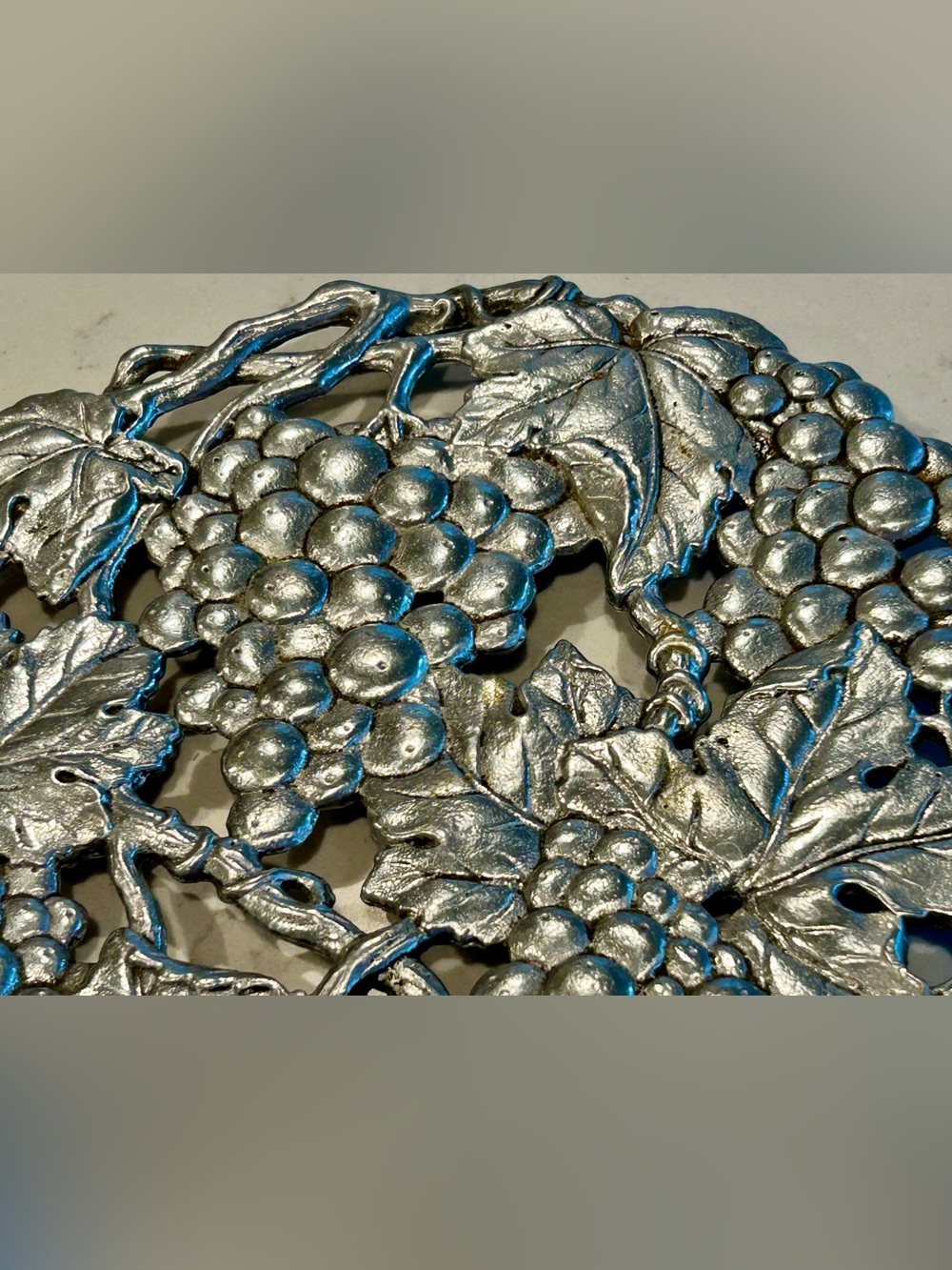 Arthur Court Grapevine Metal Trivet - Picture 5 of 5
